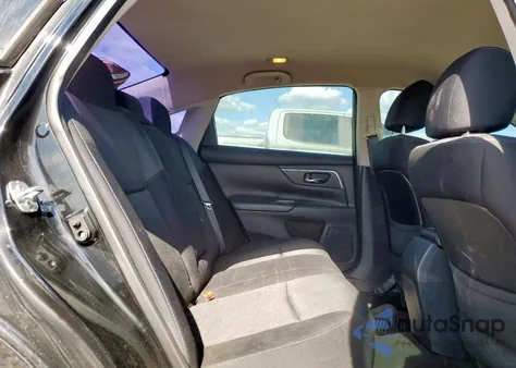 2016 Nissan Altima 2.5 z USA, uszkodzony, nr VIN 1N4AL3AP0GC209858